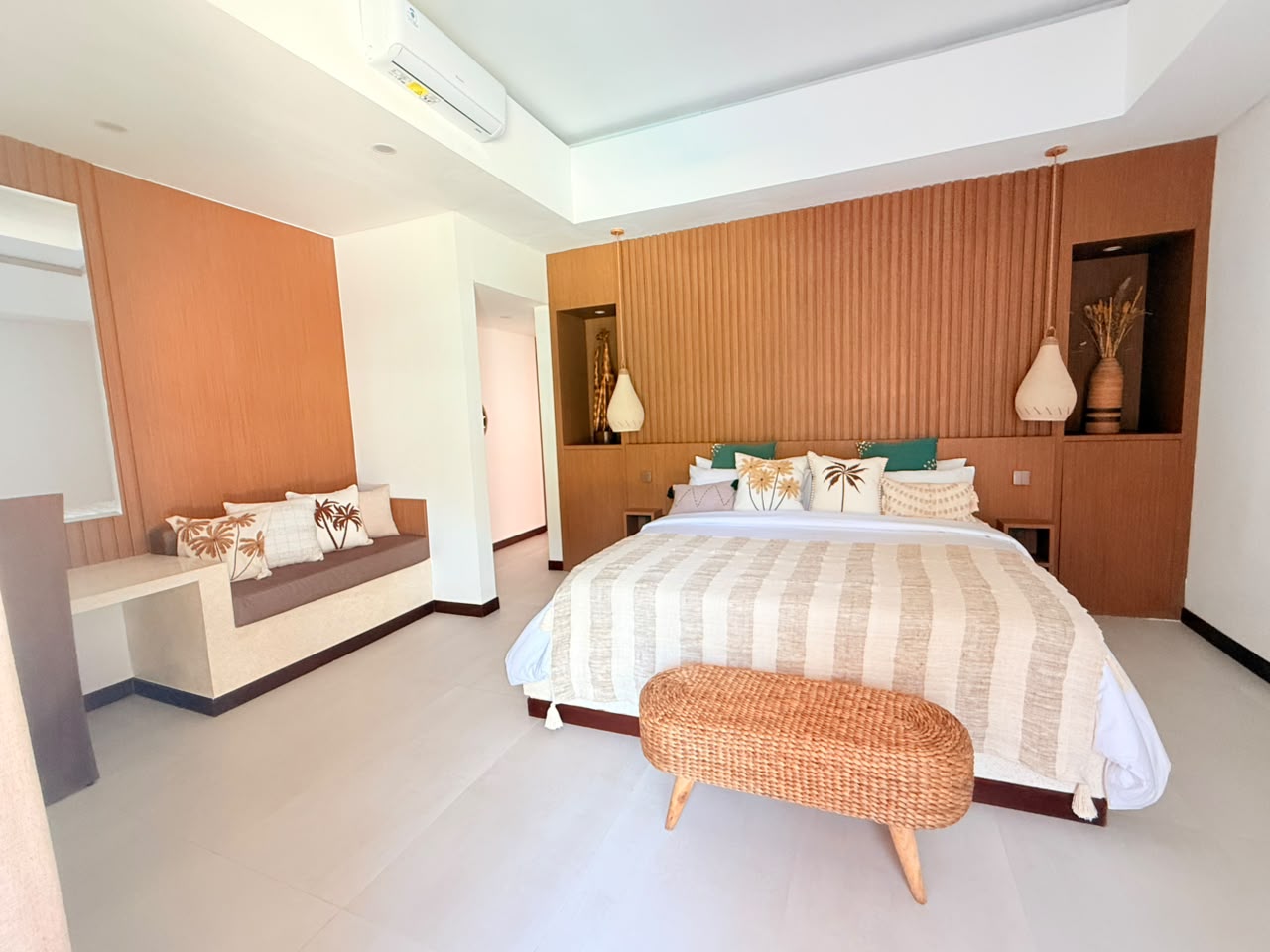 Home bedroom 2